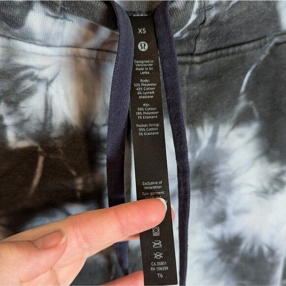 Lululemon XS Warm Down Jogger in Earth Dye Stone - Picture 8 of 13